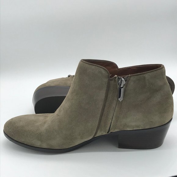 S O L D - Picture 2 of 8